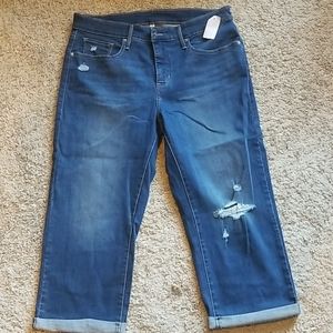 Levi's shape capris 18w